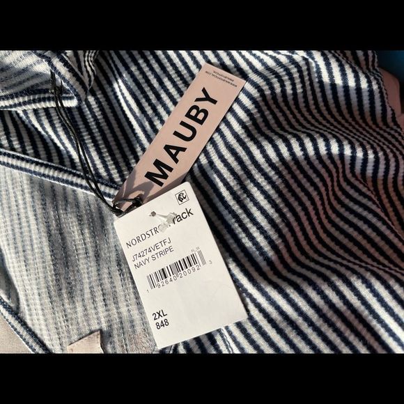 NWT MAUBY Double V Knit Raglan Navy stripe women’s top - Picture 3 of 3